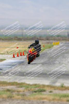 media/May-04-2025-CRA (Sun) [[aa98c8d4fa]]/Races/Race 9/